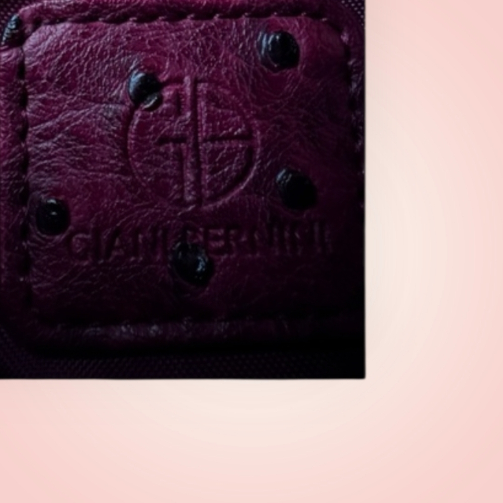 Crossbody & Wristlet Purse  (incl. long & short straps) - Picture 8 of 8